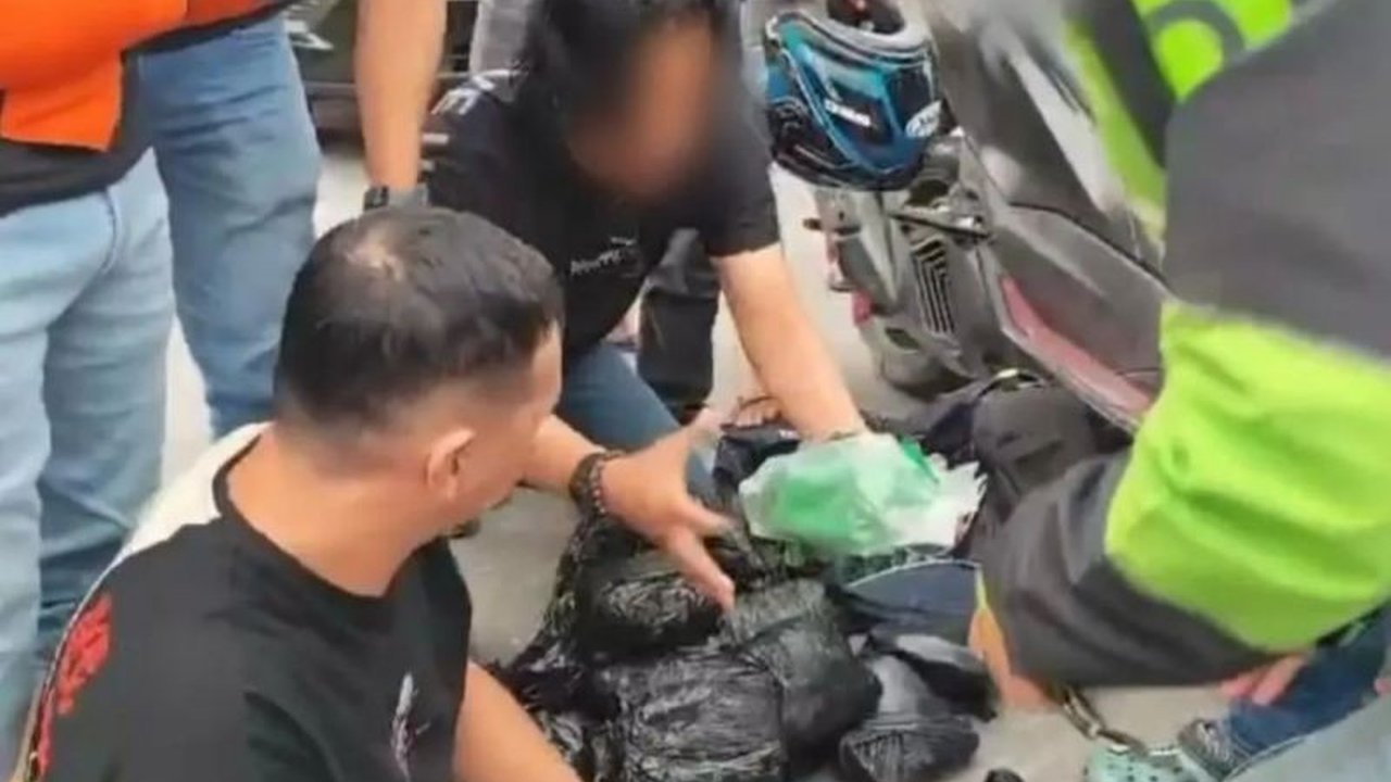 Residivis Ditangkap Polda Riau, Bawa 14 Kg Sabu dan Ribuan Ekstasi