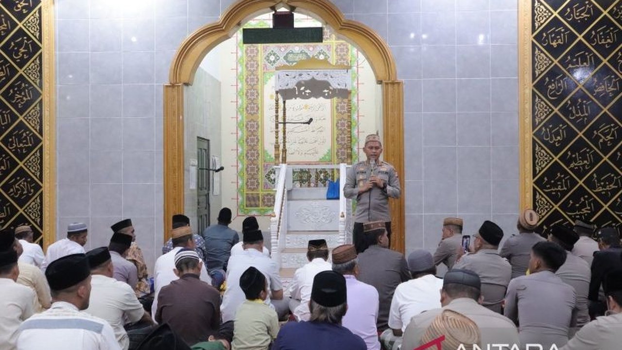 Kapolresta Gorontalo Kota, Kombes Pol Ade Permana, mengajak masyarakat meningkatkan kewaspadaan dan menjaga kamtibmas selama Ramadhan, khususnya mencegah balap liar dan tawuran.