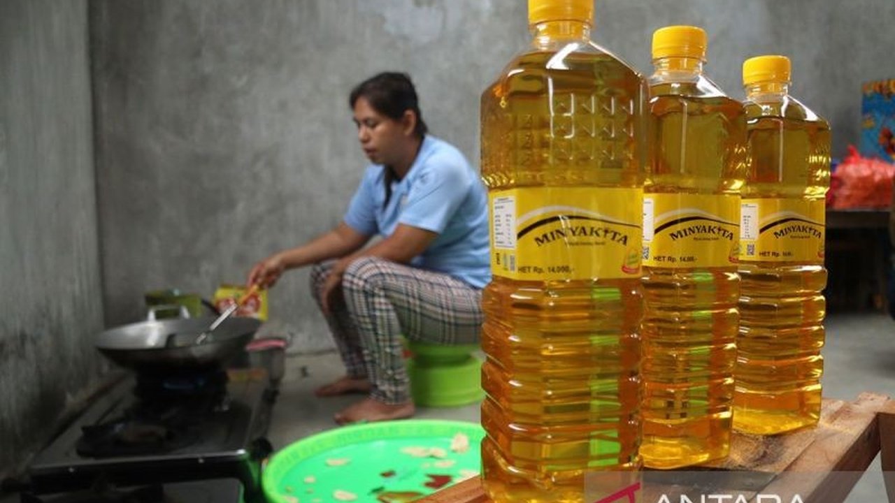 Anggota Komisi IV DPR RI mendesak pemerintah menindak tegas produsen Minyakita yang terbukti menjual produk tidak sesuai takaran, merugikan konsumen.