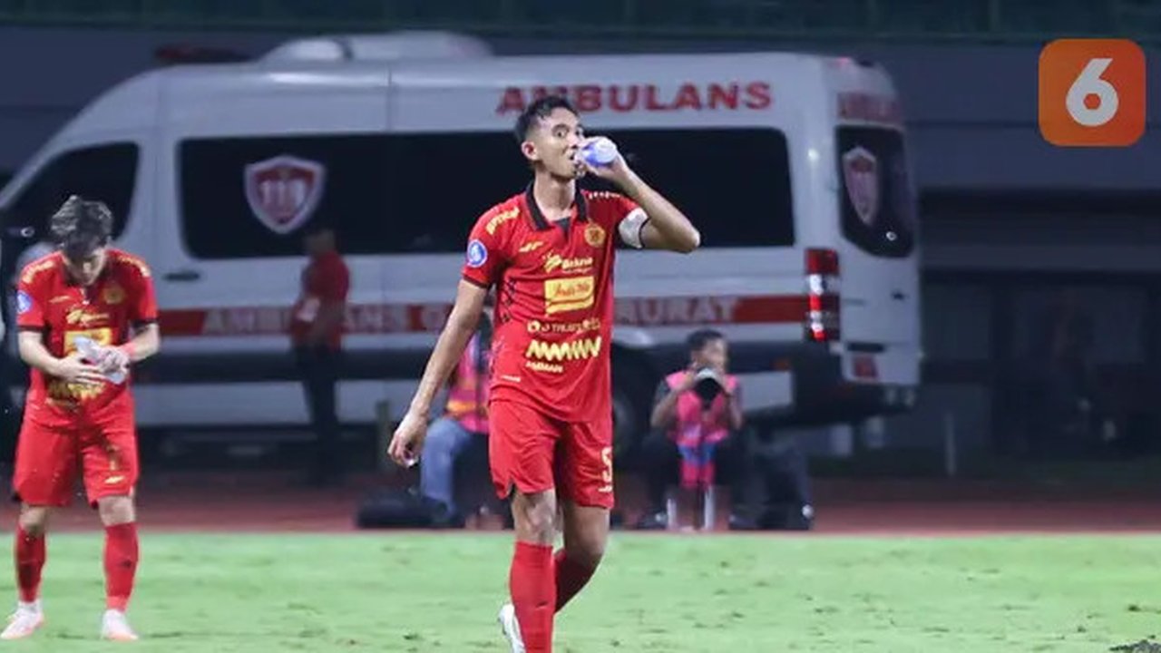 Bek Persija Jakarta, Rizky Ridho, setelah mencetak gol spektakuler ke gawang Arema FC pada laga pekan ke-26 BRI Liga 1 2024/2025 di Stadion Patriot Candrabhaga, Bekasi, Minggu (9/3/2025) mala