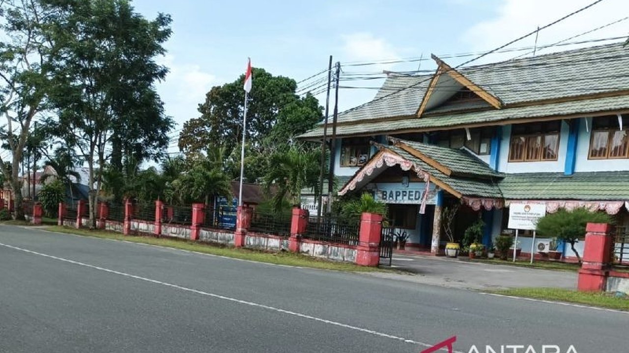 Pemerintah Kabupaten Biak Numfor, Papua, melakukan penataan kelembagaan Organisasi Perangkat Daerah (OPD) untuk meningkatkan kinerja dan pelayanan publik, dengan rencana penggabungan dan peningkatan status beberapa bagian menjadi dinas.