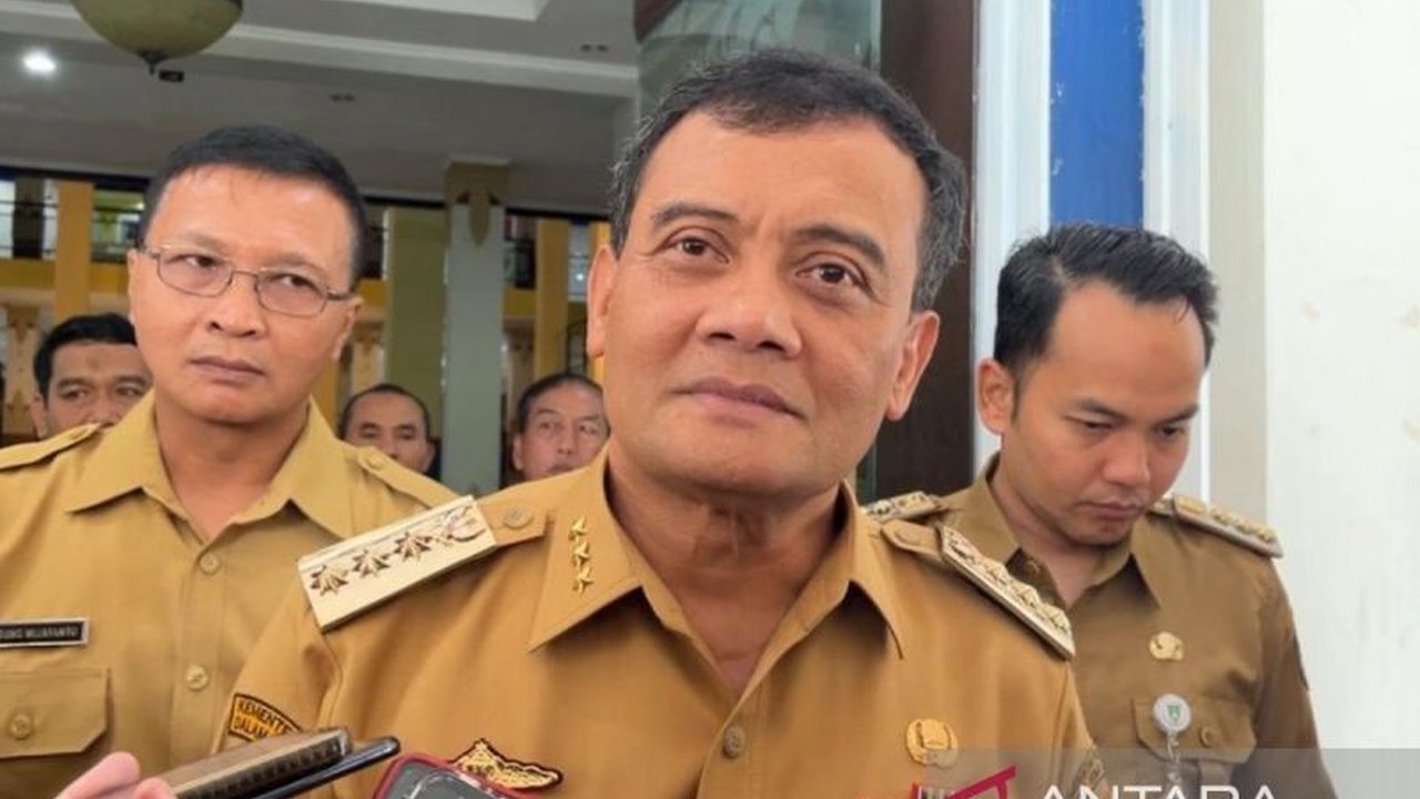 Banjir di Grobogan akibat jebolnya tanggul Sungai Tuntang di Desa Baturagung membuat Pemprov Jateng bekerja sama dengan pemerintah pusat untuk perbaikan dan normalisasi sungai.