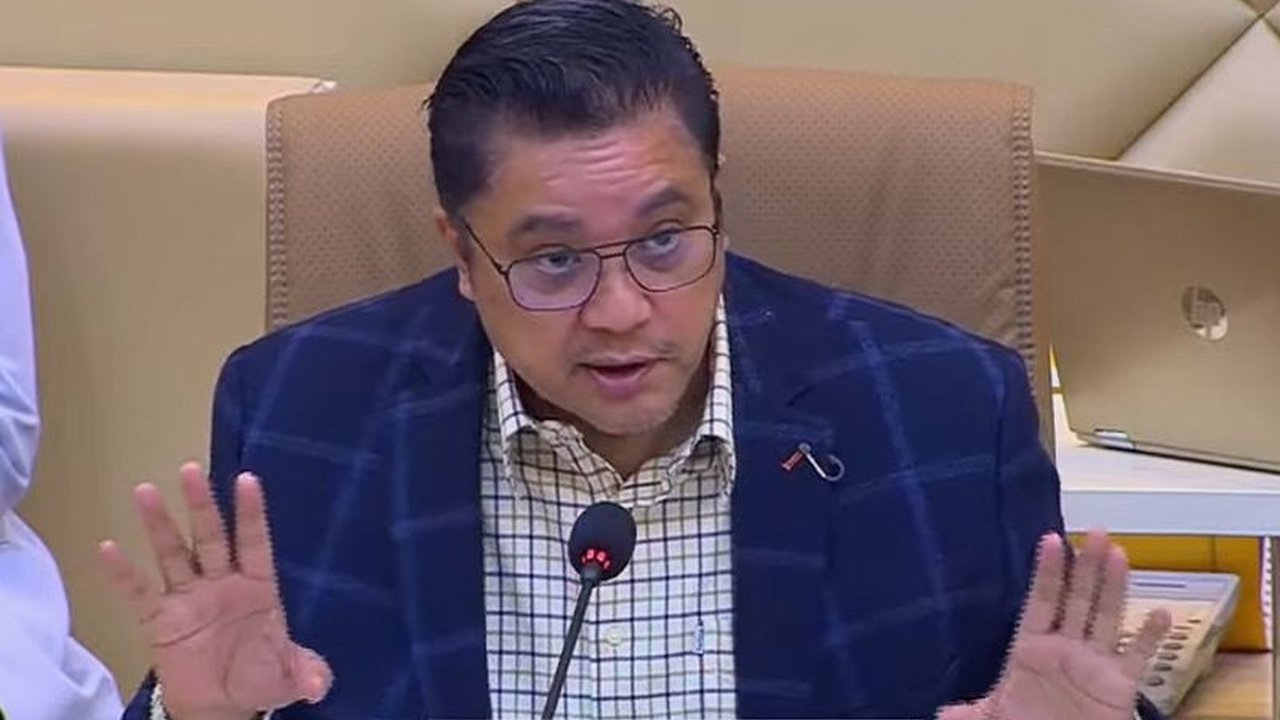 Komisi II DPR RI memastikan kesiapan anggaran Pemungutan Suara Ulang (PSU) Pilkada 2024 untuk 24 daerah setelah Mahkamah Konstitusi (MK) memutuskan sengketa hasil Pilkada.