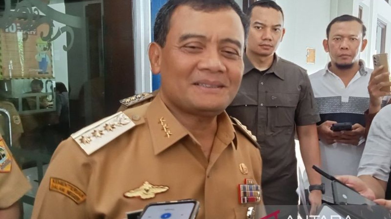Gubernur Jawa Tengah, Ahmad Luthfi, akan membuka Mal Pelayanan Publik (MPP) tingkat provinsi di Solo, memanfaatkan gedung bekas Bakorwil untuk mendekatkan layanan kepada masyarakat.