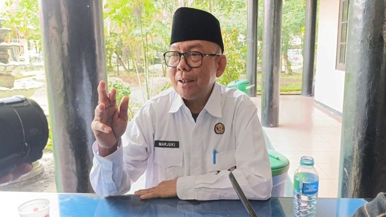 Dinas Lingkungan Hidup (DLH) Kabupaten Kotawaringin Timur berkolaborasi dengan Universitas Darwan Ali (Unda) menggelar Festival Kreatif Hijau 2025 untuk mengoptimalkan edukasi perilaku ramah lingkungan bagi remaja dan masyarakat.