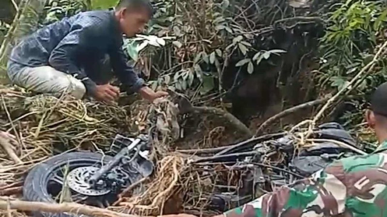 Banjir di Bireuen, Aceh, menyebabkan satu warga hilang terseret arus, sementara satu korban lainnya ditemukan meninggal dunia; pencarian masih terus dilakukan.