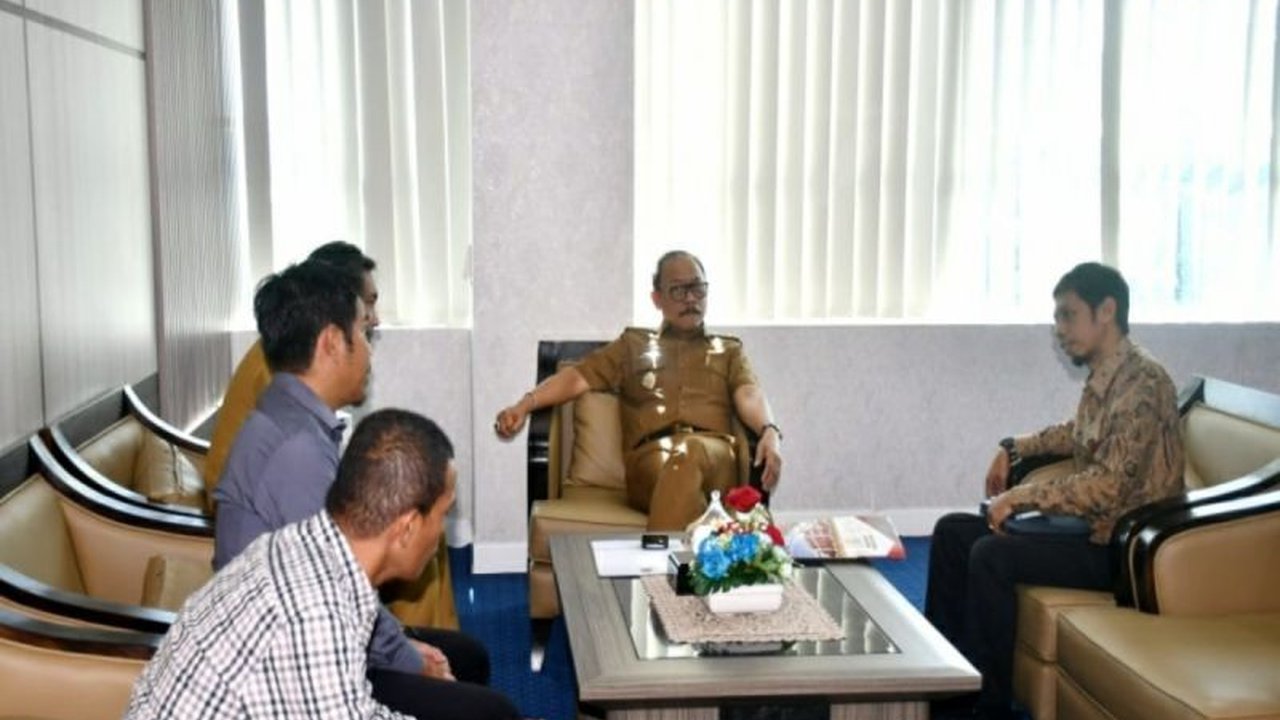 Balai Pelestarian Kebudayaan (BPK) mengusulkan Jepa, makanan tradisional Mandar, sebagai warisan budaya tak benda UNESCO, mendapat dukungan penuh Gubernur Sulbar.