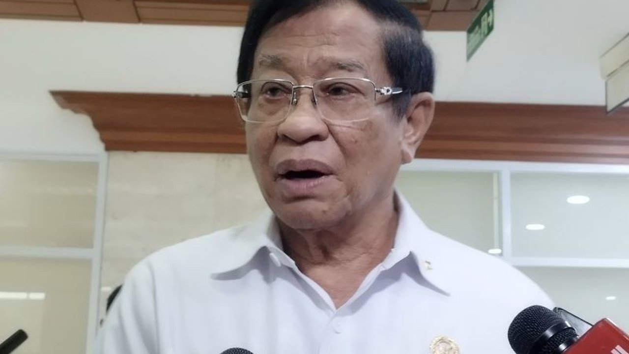 Ketua Umum Pepabri, Jenderal (Purn) TNI Agum Gumelar, mengungkapkan penyimpangan penugasan TNI di sektor sipil pada masa Orde Baru yang awalnya didasari permintaan masyarakat, namun kemudian direkayasa demi kesejahteraan.