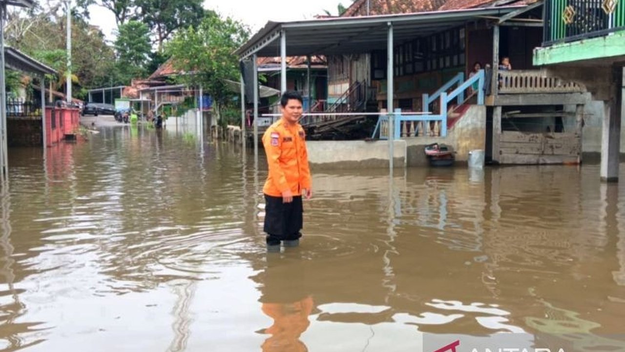 Banjir yang melanda 35 desa di Musi Banyuasin, Sumatera Selatan akibat meluapnya tiga sungai utama telah menyebabkan 4.806 jiwa terdampak, namun hingga kini belum ada laporan korban jiwa.