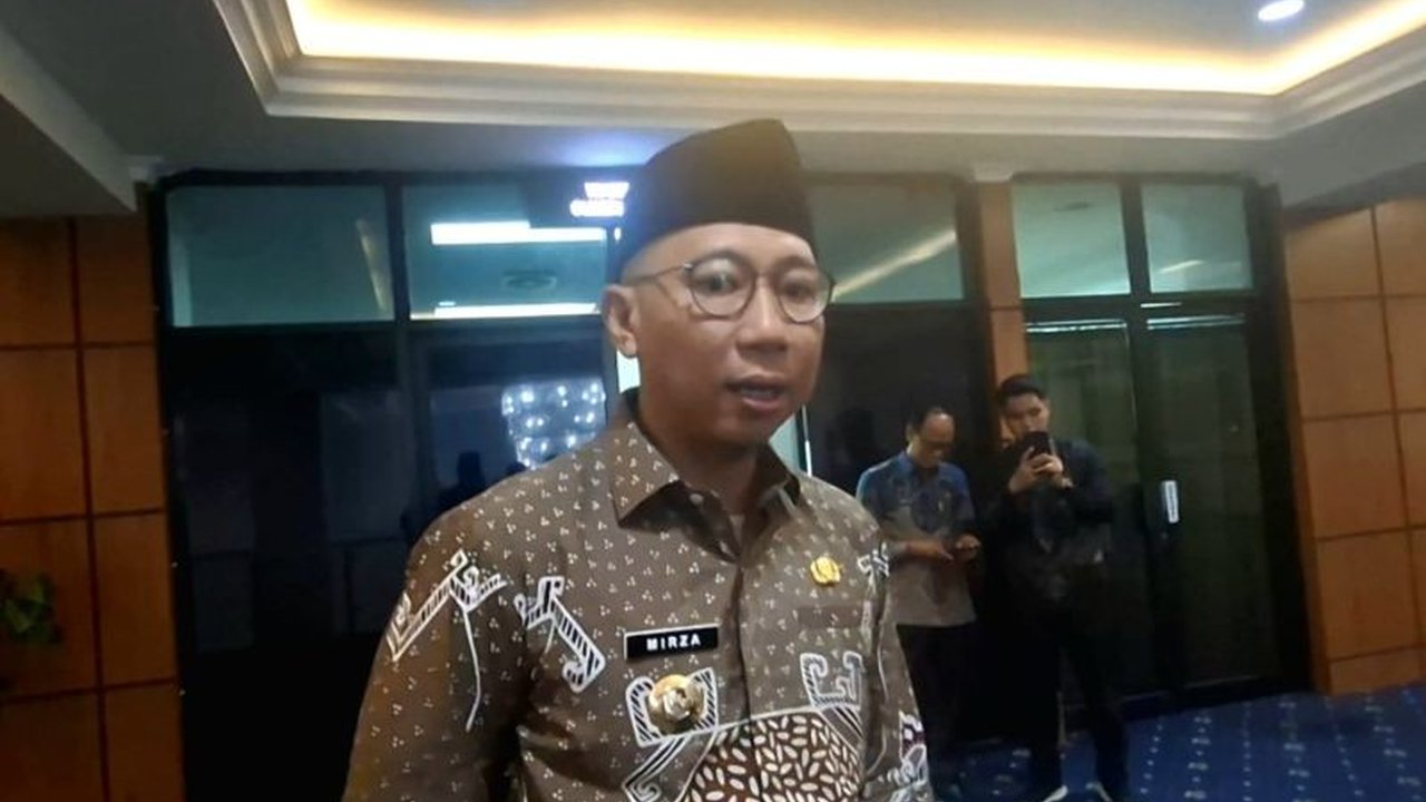 Gubernur Lampung, Rahmat Mirzani Djausal, menyampaikan belasungkawa atas meninggalnya Bupati Waykanan terpilih, Ali Rahman, yang memiliki rencana besar untuk membangun daerah tersebut.