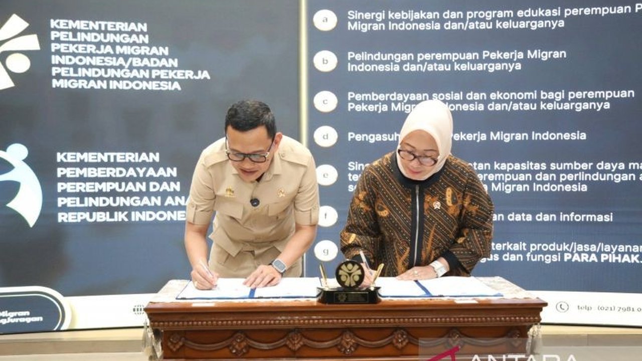 Menteri PPPA menekankan pentingnya memperkuat ketahanan keluarga Pekerja Migran Indonesia (PMI) dan membuka peluang kerja yang lebih baik, serta menandatangani MoU dengan Kementerian Tenaga Kerja untuk perlindungan komprehensif.