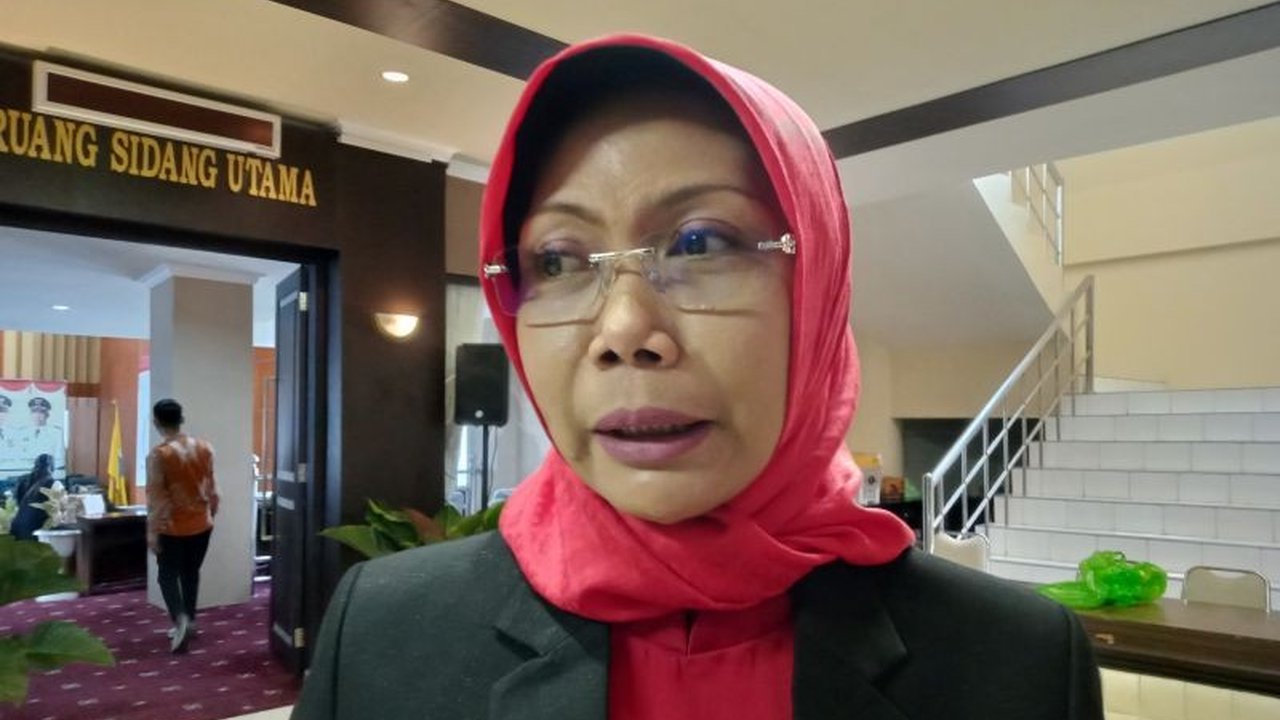 Anggota DPRD Kota Mataram meminta orang tua aktif mengawasi anak-anak agar tidak bermain perang sarung, petasan, atau aktivitas berbahaya lainnya selama Ramadhan untuk mencegah hal-hal yang tidak diinginkan.