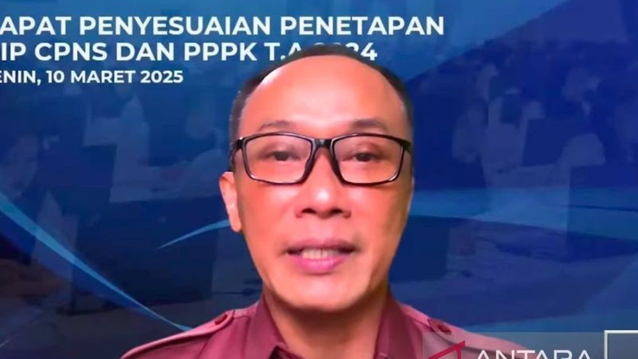 Badan Kepegawaian Negara (BKN) berupaya membantu CPNS 2024 yang mengundurkan diri agar dapat kembali bekerja sementara di perusahaan lama hingga pengangkatan resmi Oktober 2025.
