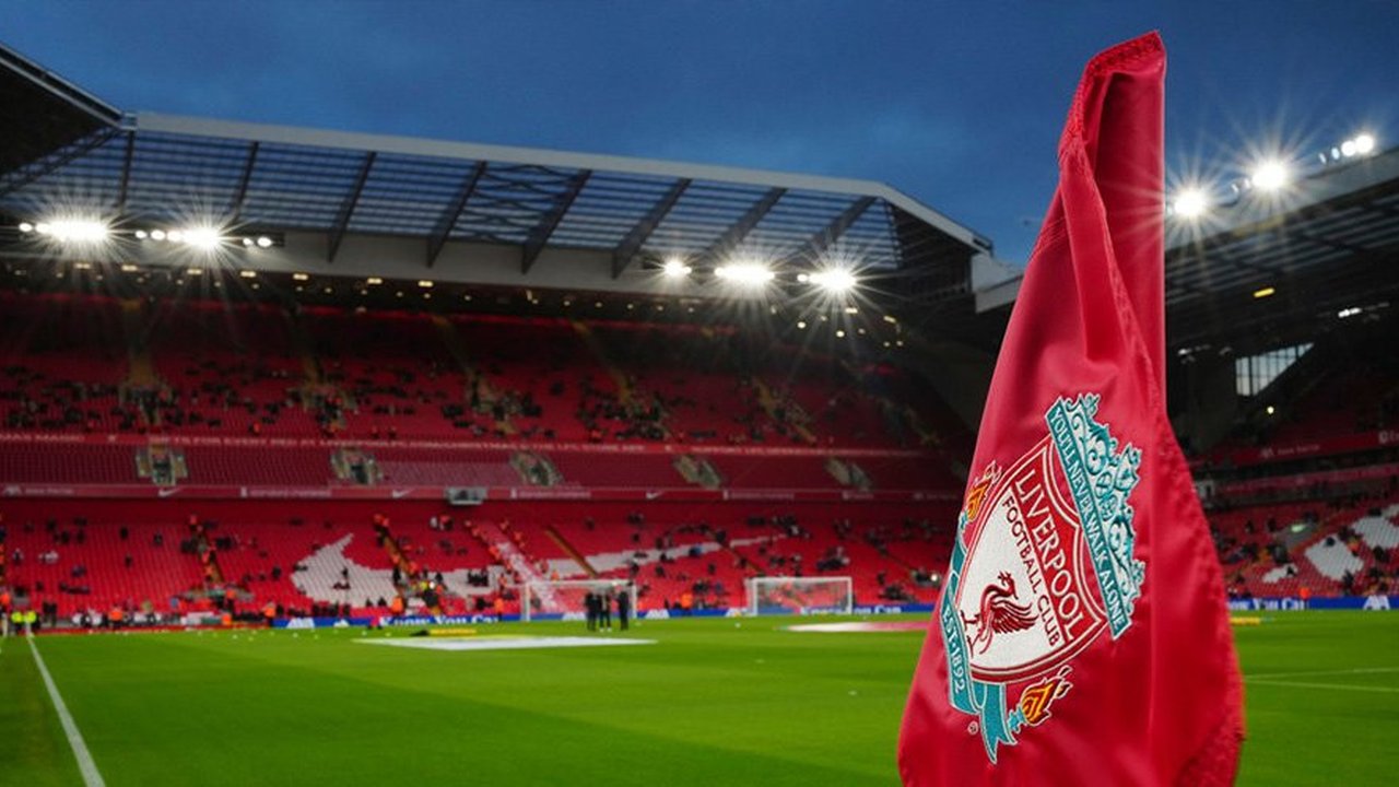 Joss! Liverpool Dapat Sponsor Jersey Baru, Nilainya Rp1,4 Triliun