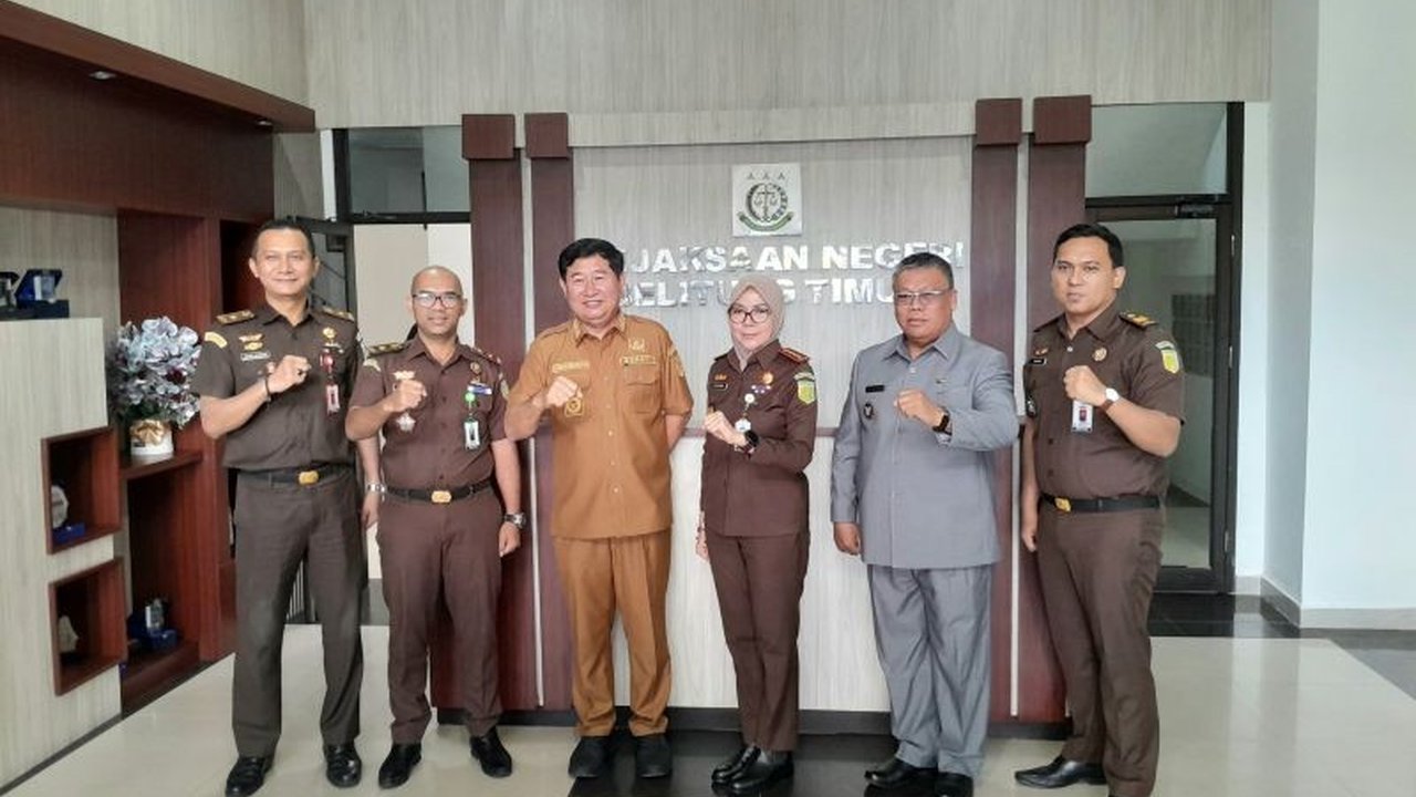 Pemkab Belitung Timur dan Kejari Belitung Timur menyatakan komitmen penuh memberantas korupsi untuk kemajuan daerah dan kesejahteraan masyarakat.