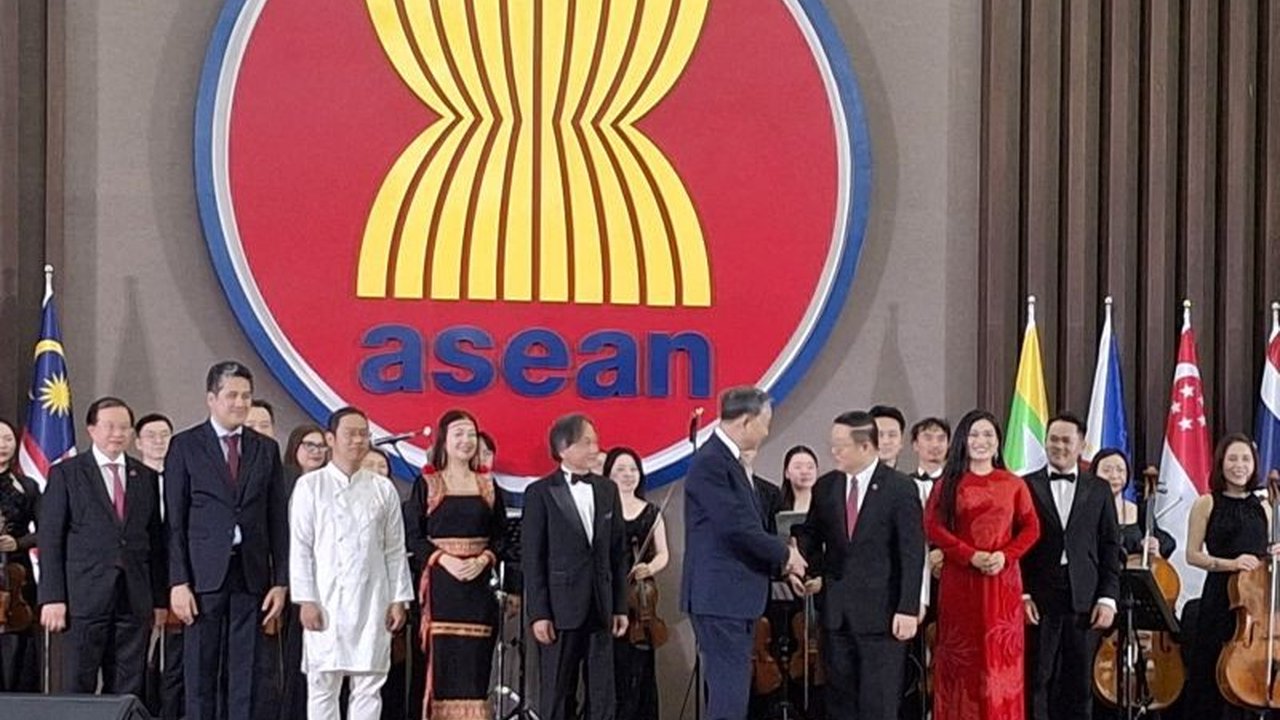 Sekjen Partai Komunis Vietnam, To Lam, mendorong ASEAN untuk merangkul kreativitas, fleksibilitas, dan inovasi dalam menghadapi tantangan global kompleks, guna mencapai potensi ekonomi digitalnya yang besar.