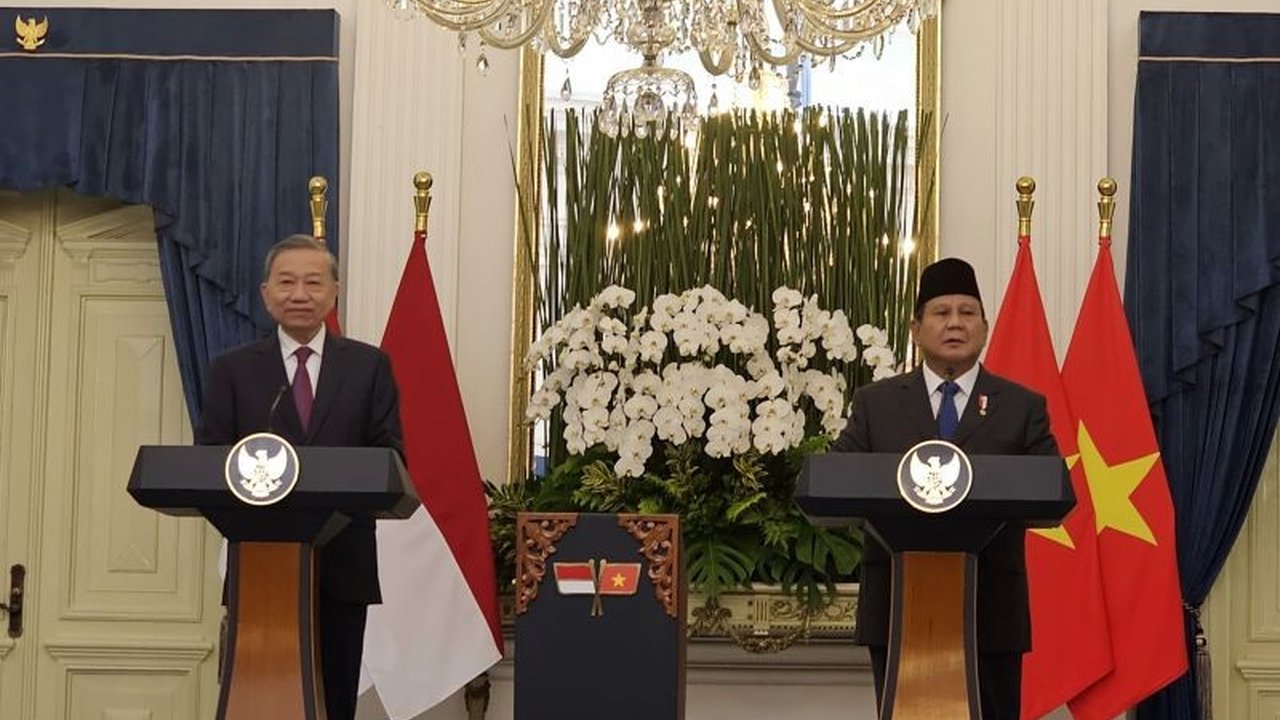 Presiden Prabowo Subianto mendorong peningkatan kemitraan Indonesia-Vietnam menjadi kemitraan strategis komprehensif untuk memperkuat hubungan bilateral kedua negara.