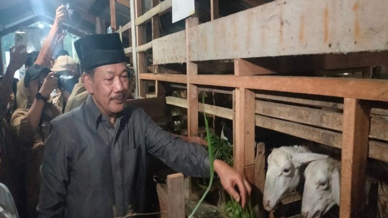Badan Amil Zakat Nasional (Baznas) RI resmikan Balai Ternak Baznas Lumbung Berkah di Sleman, Yogyakarta, dengan bantuan Rp600 juta untuk pemberdayaan ekonomi fakir miskin melalui budidaya ternak domba.