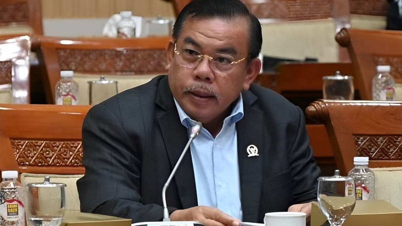 Satgas Damai Cartenz berhasil menggagalkan penyelundupan senjata api dan amunisi ke KKB di Papua; DPR mengapresiasi langkah tegas tersebut.