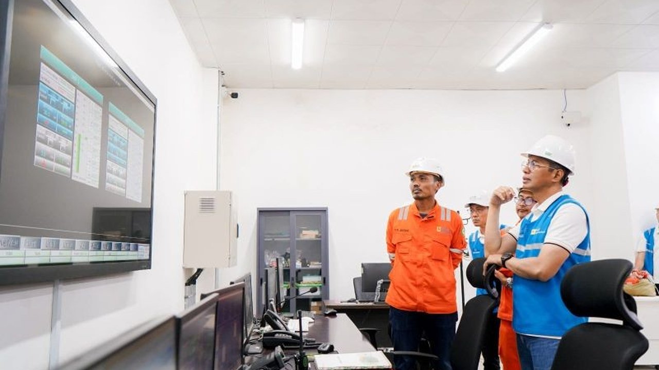 PLN Indonesia Power memastikan pasokan listrik andal lebih dari 19,5 GW selama Ramadhan 2025, didukung 3.800 personel dan 76 posko siaga di seluruh Indonesia.