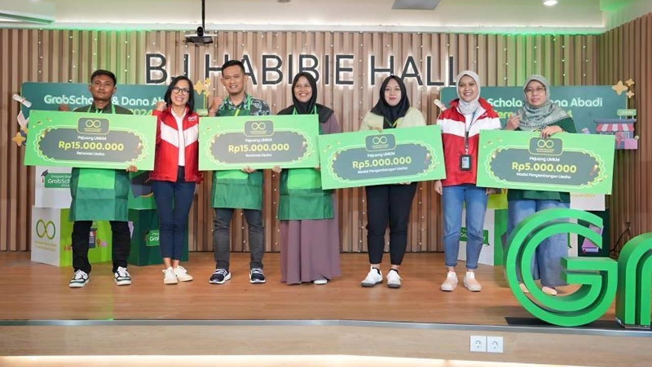 Grab Indonesia memberikan bonus Hari Raya Idul Fitri kepada para mitra pengemudi sebagai bentuk apresiasi atas kinerja dan dedikasi mereka, hasil kolaborasi dengan pemerintah.