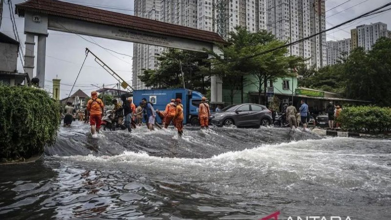 Sistem Tide Eye, inovasi AI/IoT untuk memantau banjir rob secara real-time, memberikan peringatan dini dan data operasional untuk mitigasi bencana di wilayah pesisir Indonesia.