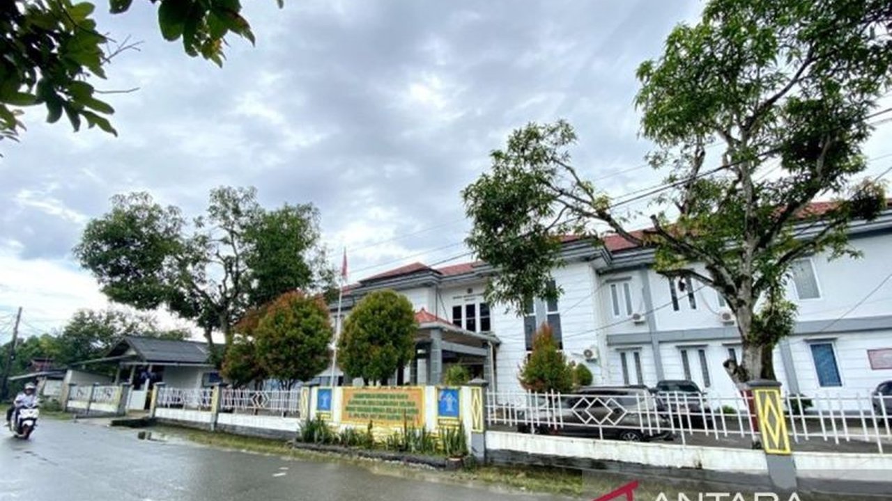 Rumah Tahanan Rantau, Tapin, Kalimantan Selatan, berupaya mendukung program ketahanan pangan dengan menanam palawija dan sayuran, meskipun terkendala lahan terbatas di tengah kota.