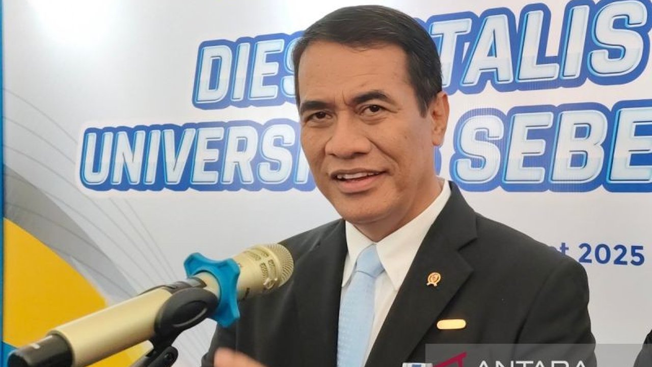 Menteri Pertanian Andi Amran Sulaiman menegaskan tidak ada kompromi terhadap pelanggaran takaran Minyakita dan lima produsen telah disegel.