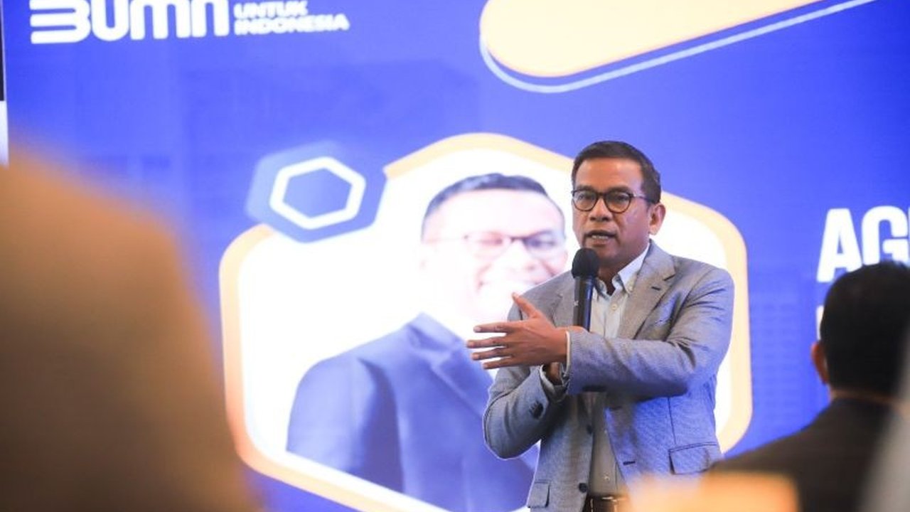 BRI menyatakan dukungan penuh terhadap PP Nomor 8 Tahun 2025 yang mewajibkan eksportir SDA menempatkan 100 persen DHE di perbankan dalam negeri, langkah yang diyakini akan mengoptimalkan perekonomian nasional.