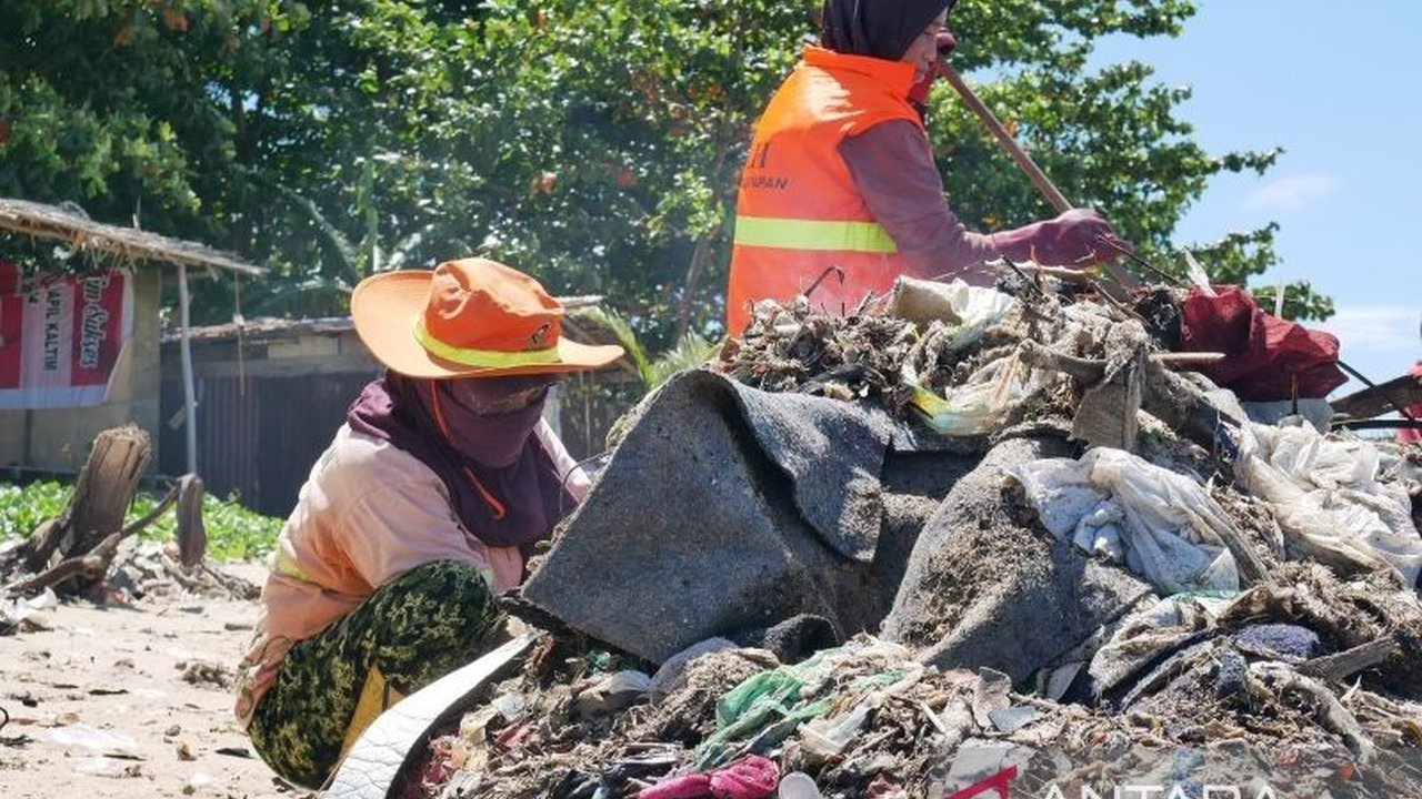 Balikpapan Beri Tambahan Insentif Lembur Petugas Sampah Selama Ramadhan