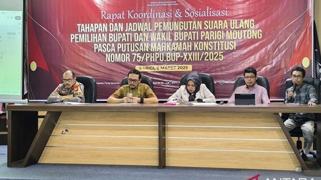 Pemungutan Suara Ulang (PSU) Pilkada Parigi Moutong akan diikuti empat pasangan calon setelah Mahkamah Konstitusi mendiskualifikasi Amrullah Kasim Almahdaly, dan batas waktu pendaftaran calon pengganti telah berakhir.