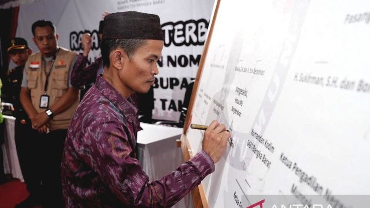 KPU Bangka Barat mengaktifkan kembali KPPS untuk Pemungutan Suara Ulang (PSU) Pilkada di Desa Sinarmanik, mengikuti putusan Mahkamah Konstitusi.