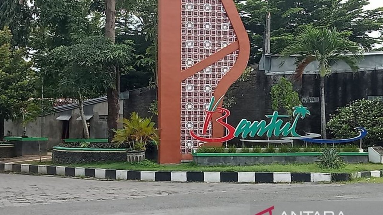 Pemerintah Kabupaten Bantul menghapus 75 koperasi karena tidak aktif; langkah ini diambil untuk menjaga integritas dan kinerja sektor koperasi di daerah tersebut.