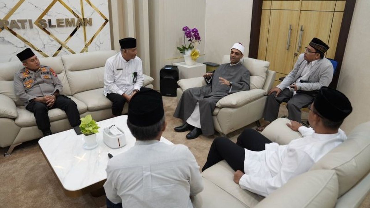 Syekh Mahmud Muhammad Salamah dari Al-Azhar Mesir memuji toleransi umat beragama di Sleman, Yogyakarta, saat kunjungan Safari Ramadhan.