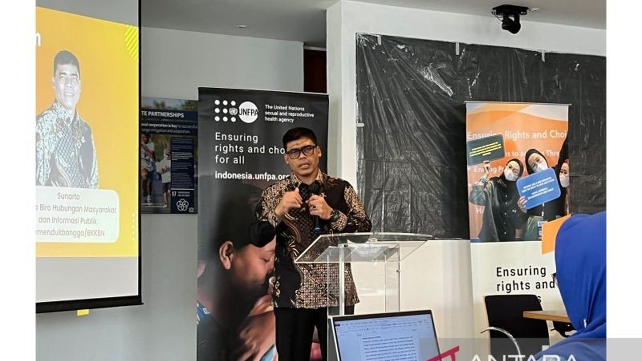 Hari Perempuan Internasional 2025 menjadi momentum penting untuk menyerukan penghapusan kekerasan berbasis gender, perkawinan anak, dan sunat perempuan di Indonesia, mengingat angka kekerasan terhadap perempuan masih tinggi.