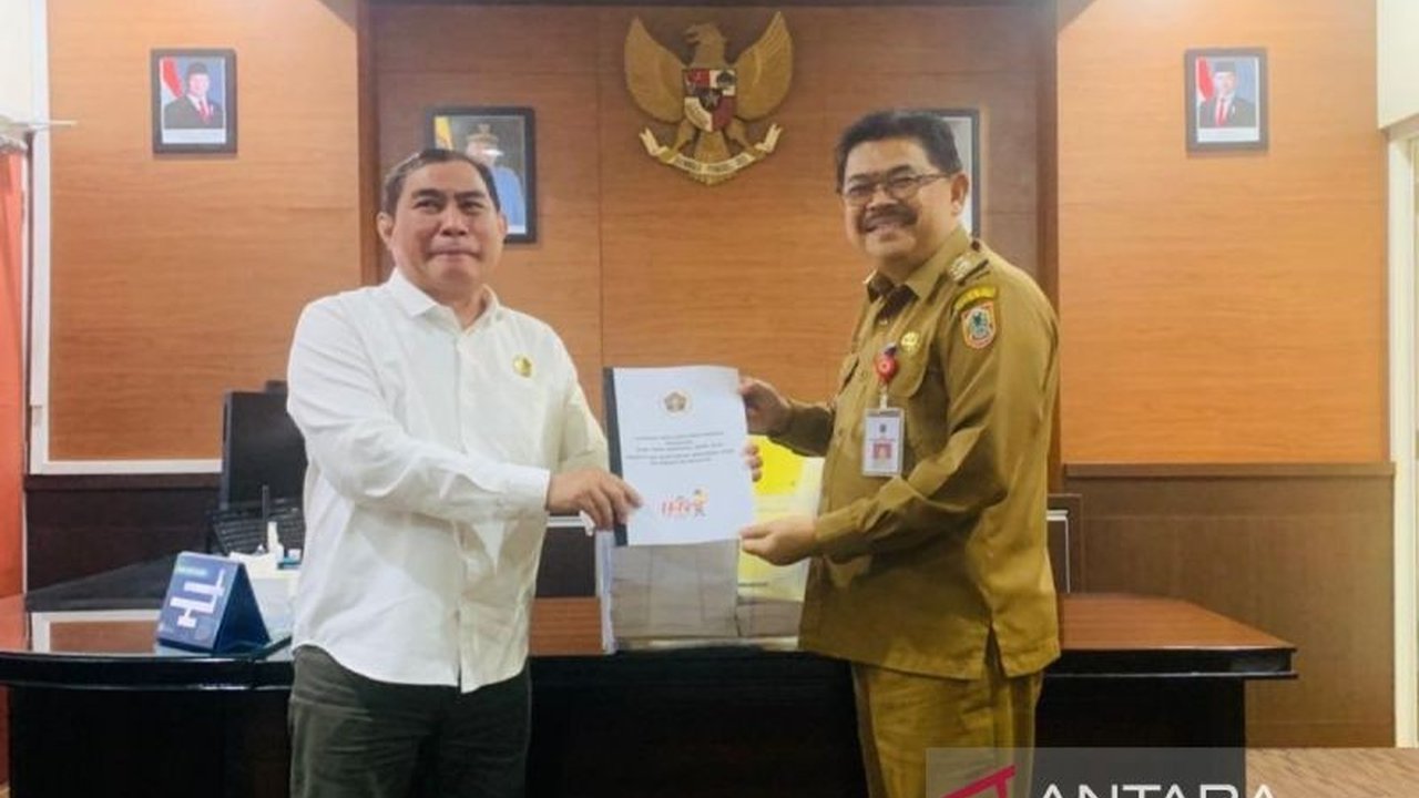 Pemerintah Provinsi Kalimantan Selatan menerima laporan pertanggungjawaban pelaksanaan Hari Pers Nasional (HPN) 2025 dari PWI Kalsel, mencatat kesuksesan acara dan dampak positifnya terhadap perekonomian daerah.