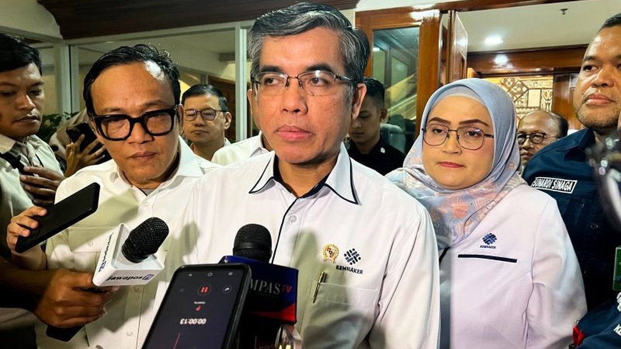 Menaker Data Mantan Karyawan Sritex yang Siap Bekerja Kembali