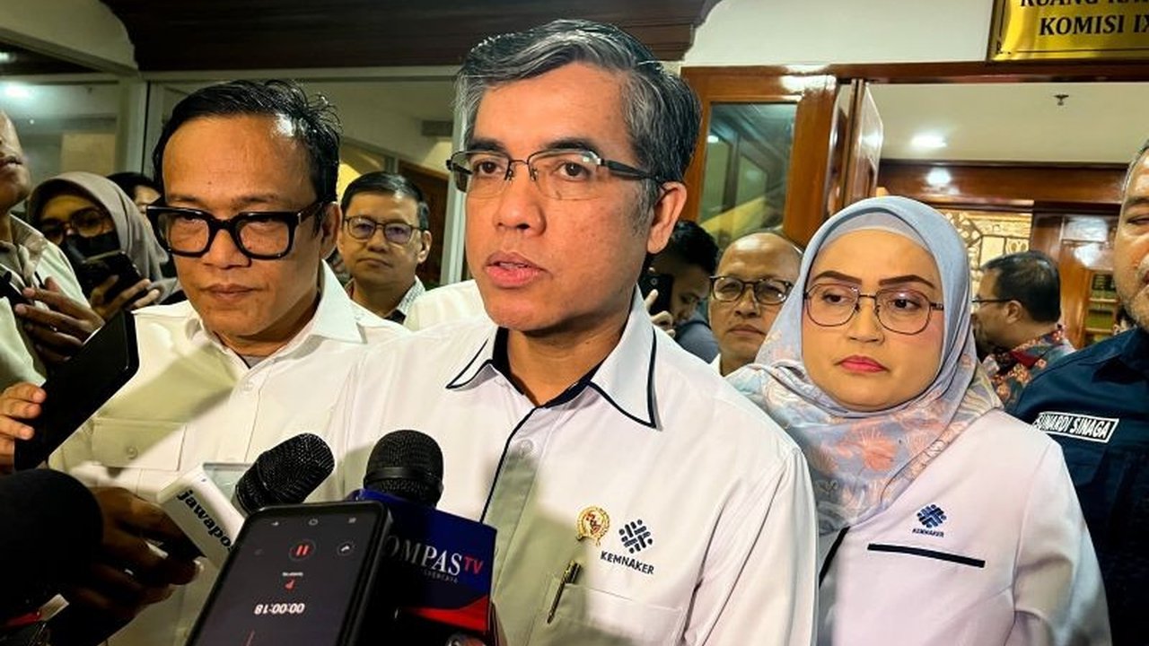 Menaker Pastikan Perjuangan THR Karyawan Sritex yang Di-PHK