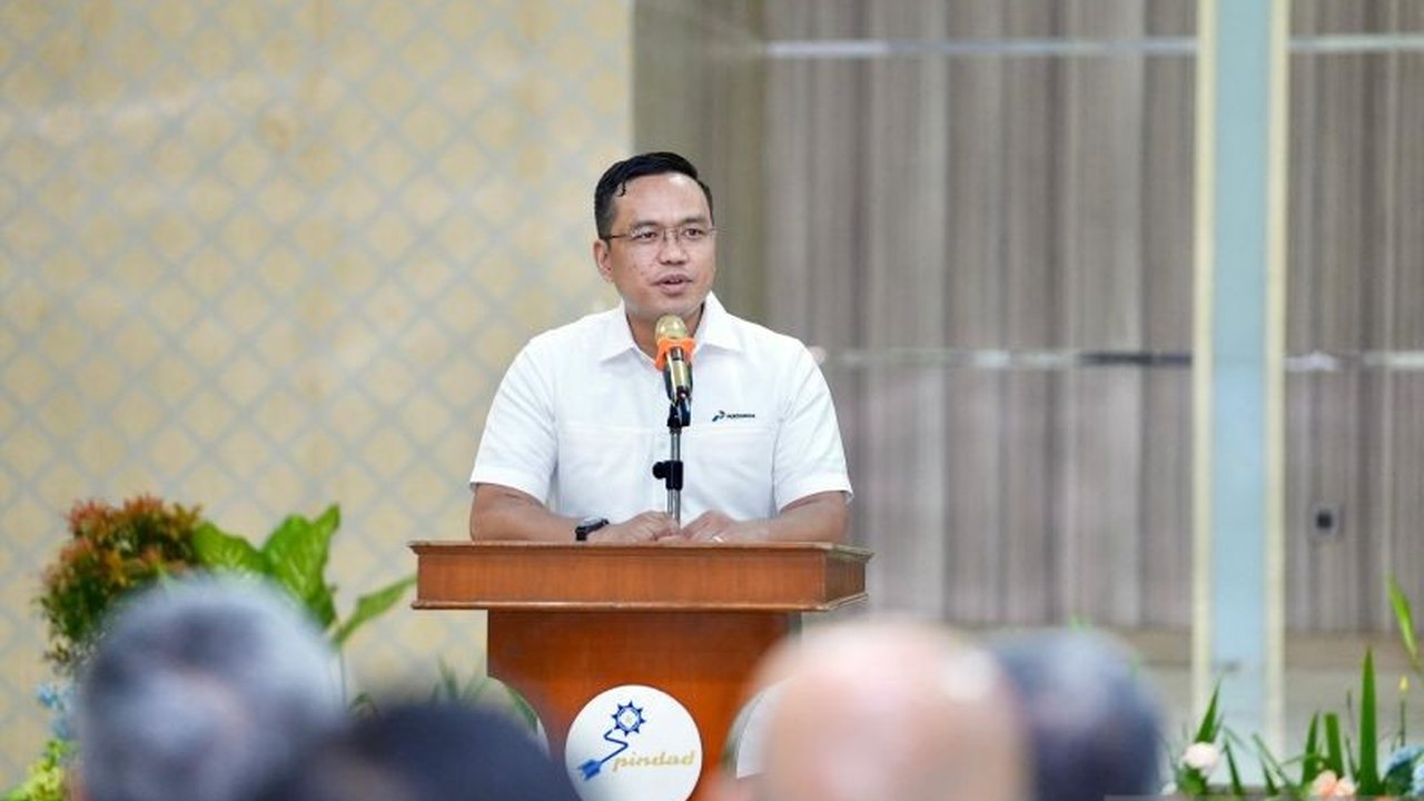 Pertamina dan Pindad sepakat meningkatkan produksi migas nasional serta kemandirian teknologi melalui penandatanganan MoU, mendukung visi Indonesia Emas 2045.