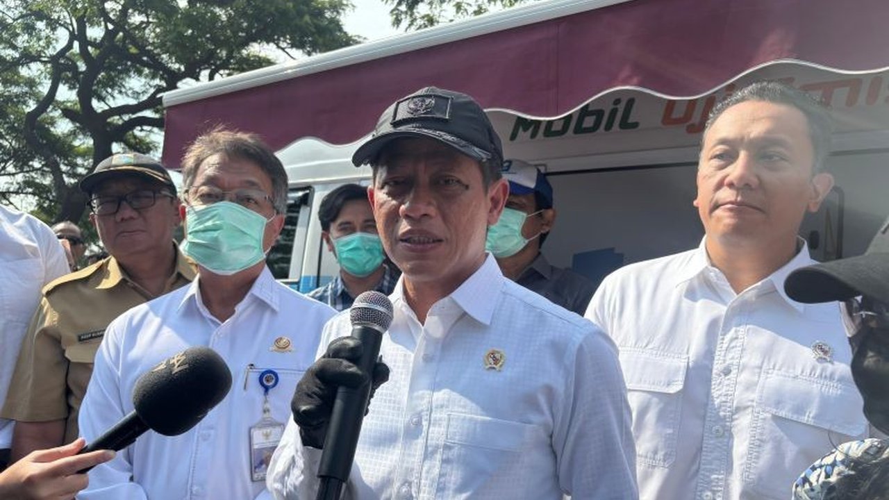 Menteri Lingkungan Hidup dan Kehutanan (LHK) Hanif Faisol Nurofiq mendesak pembentukan stasiun pemantauan kualitas udara di kawasan industri Jabodetabek untuk mengurangi polusi udara dan melindungi kesehatan 30 juta penduduk.