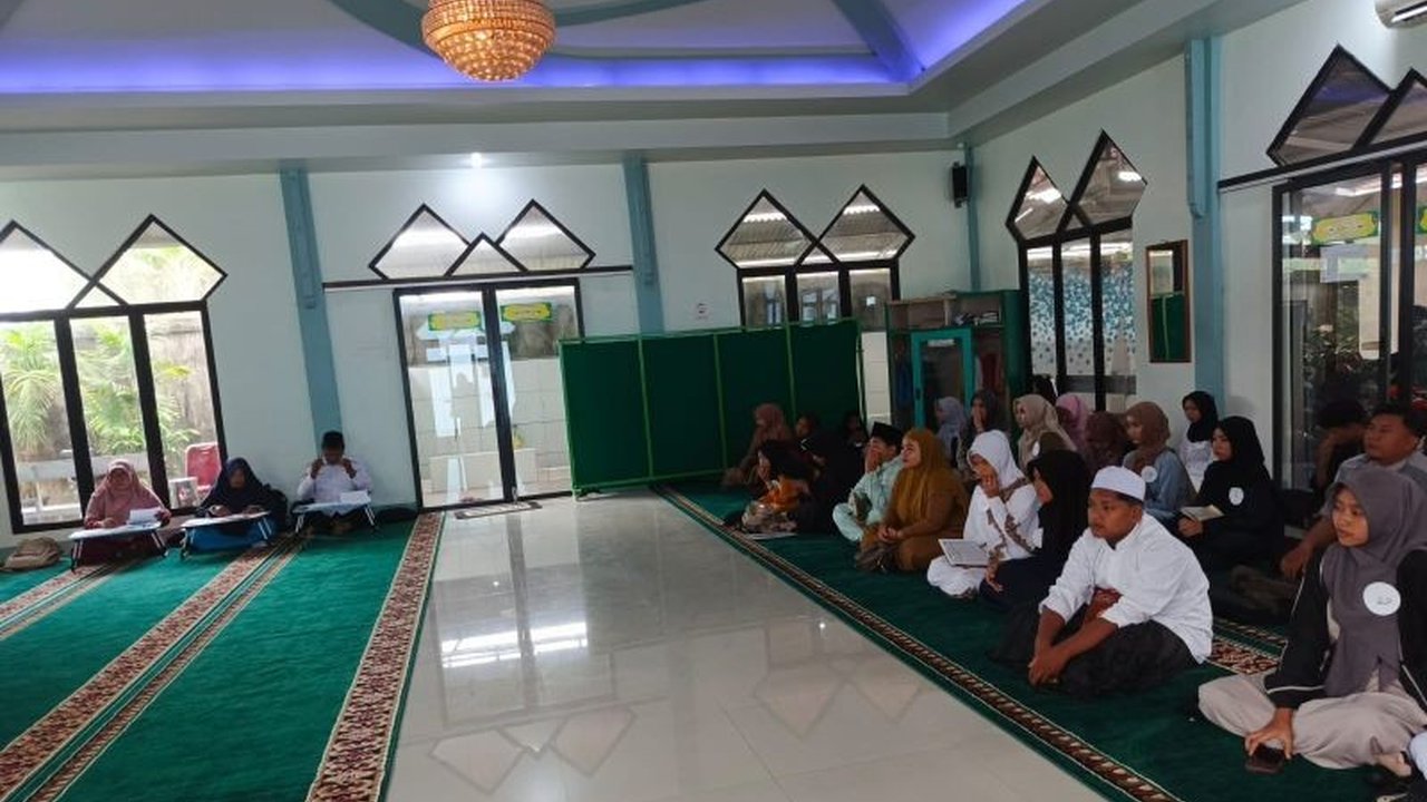 Pemerintah Kota Singkawang adakan lomba iman dan taqwa bagi 600 siswa SD dan SMP untuk memperkuat moderasi beragama serta toleransi antarumat beragama di Kalimantan Barat.