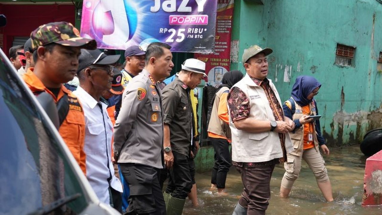 Wakil Ketua DPR RI Tinjau Banjir Dayeuhkolot, Dorong Pembangunan Embung dan Kolam Retensi
