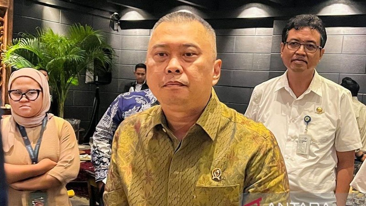 Menhub pastikan kesiapan 34.364 sarana dan 511 prasarana transportasi untuk menghadapi lonjakan pemudik Lebaran 2025 yang diperkirakan mencapai 146,48 juta orang.