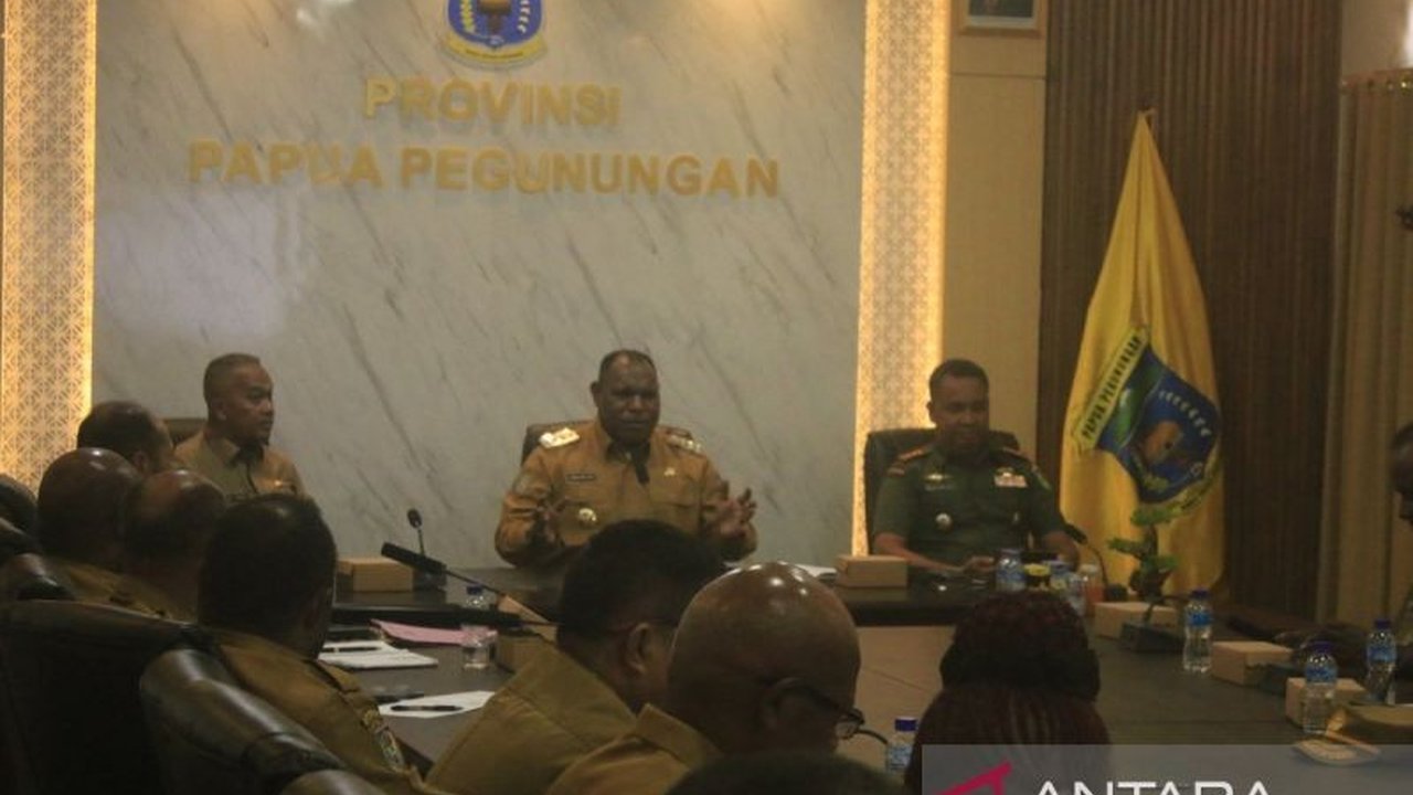 Pemprov Papua Pegunungan dan Pemkab Jayawijaya berkolaborasi untuk menyukseskan Program Makan Bergizi (PMB) bagi 15.000 siswa di 20 sekolah di Distrik Wamena, Jayawijaya, sebagai bagian dari upaya peningkatan kualitas sumber daya manusia.