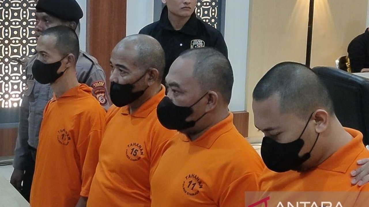 Polres Cianjur Ungkap Sindikat Pembuat STNK Palsu, Empat Pelaku Ditangkap