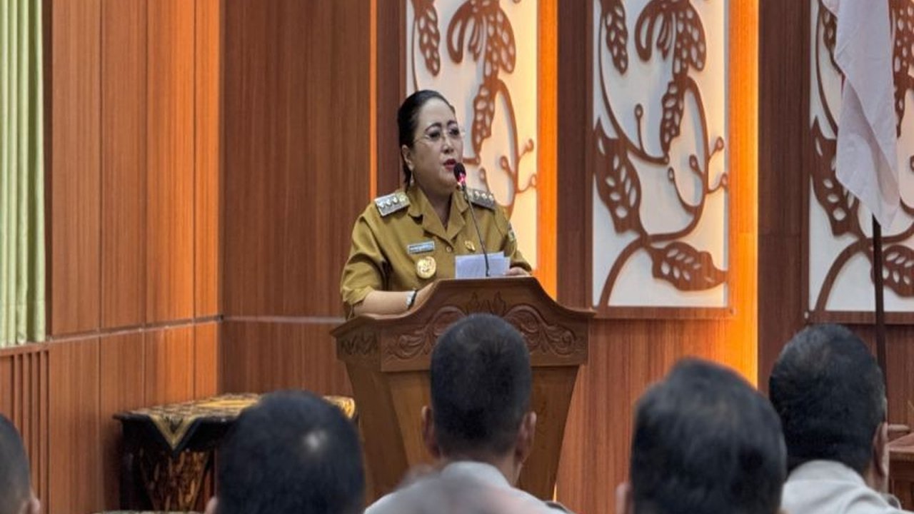 Pemerintah Kabupaten Gunungkidul memantau perkembangan politik dan mengidentifikasi potensi masalah untuk menjaga stabilitas keamanan dan kesejahteraan masyarakat serta meningkatkan Pendapatan Asli Daerah (PAD).