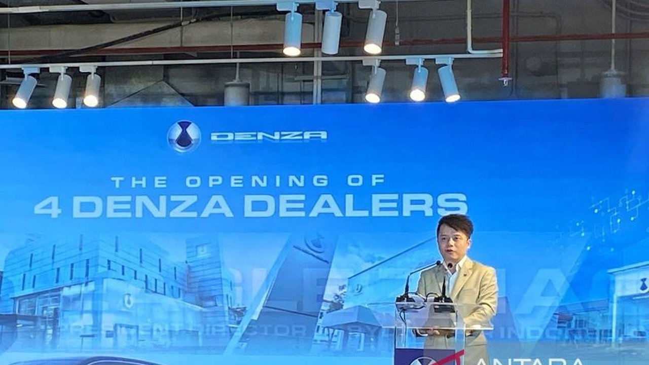 BYD dan Denza sukses memimpin penjualan kendaraan listrik di Indonesia dengan angka penjualan 3.400 unit hanya dalam dua bulan pertama tahun 2025, menunjukkan peningkatan kesadaran konsumen akan kendaraan ramah lingkungan.