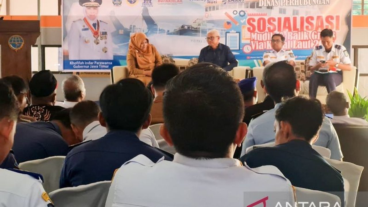 Pemerintah Provinsi Jawa Timur memastikan penyediaan kapal mudik gratis dari Situbondo menuju Pulau Raas dan Pulau Sapudi, Madura, pada Lebaran 2025 melalui aplikasi Sipentol.