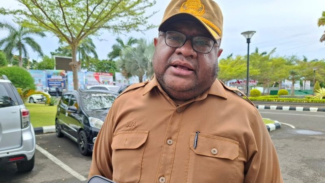 Dinas Kelautan dan Perikanan Papua Barat meninjau lokasi pembangunan cold storage di Fakfak untuk meningkatkan perekonomian sektor perikanan dan menjaga kualitas hasil tangkapan nelayan.