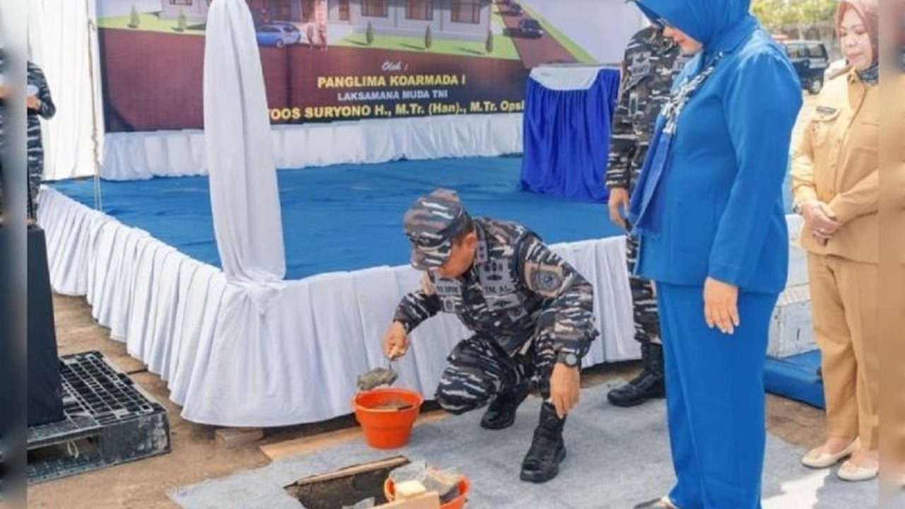 Bupati Kotawaringin Barat, Nurhidayah, menyatakan dukungan penuh terhadap pembangunan Mako Lanal Kumai untuk memperkuat kedaulatan maritim dan mendukung sektor pariwisata di wilayah tersebut.